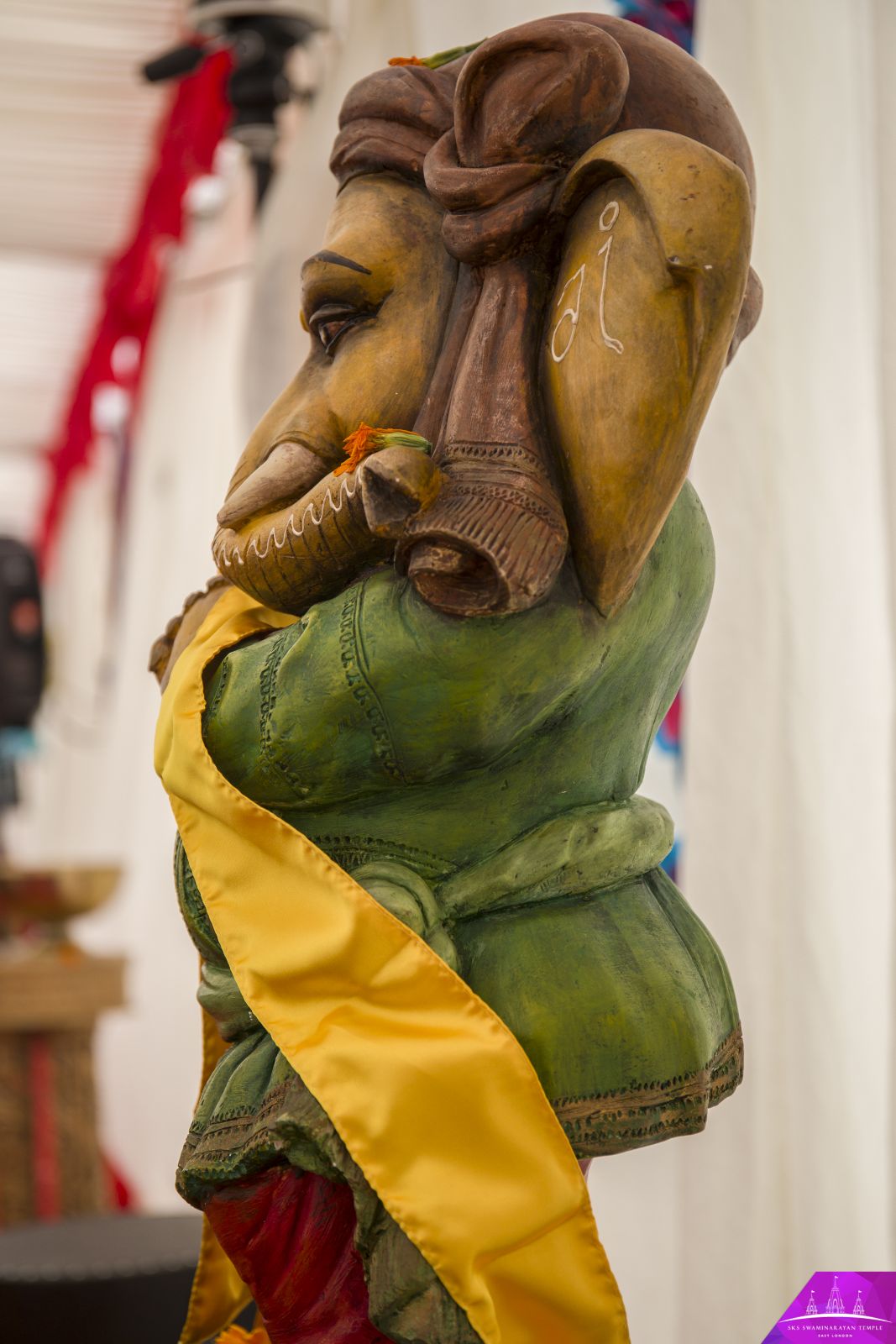 ©1987-2017 SKS Swaminarayan Temple East London